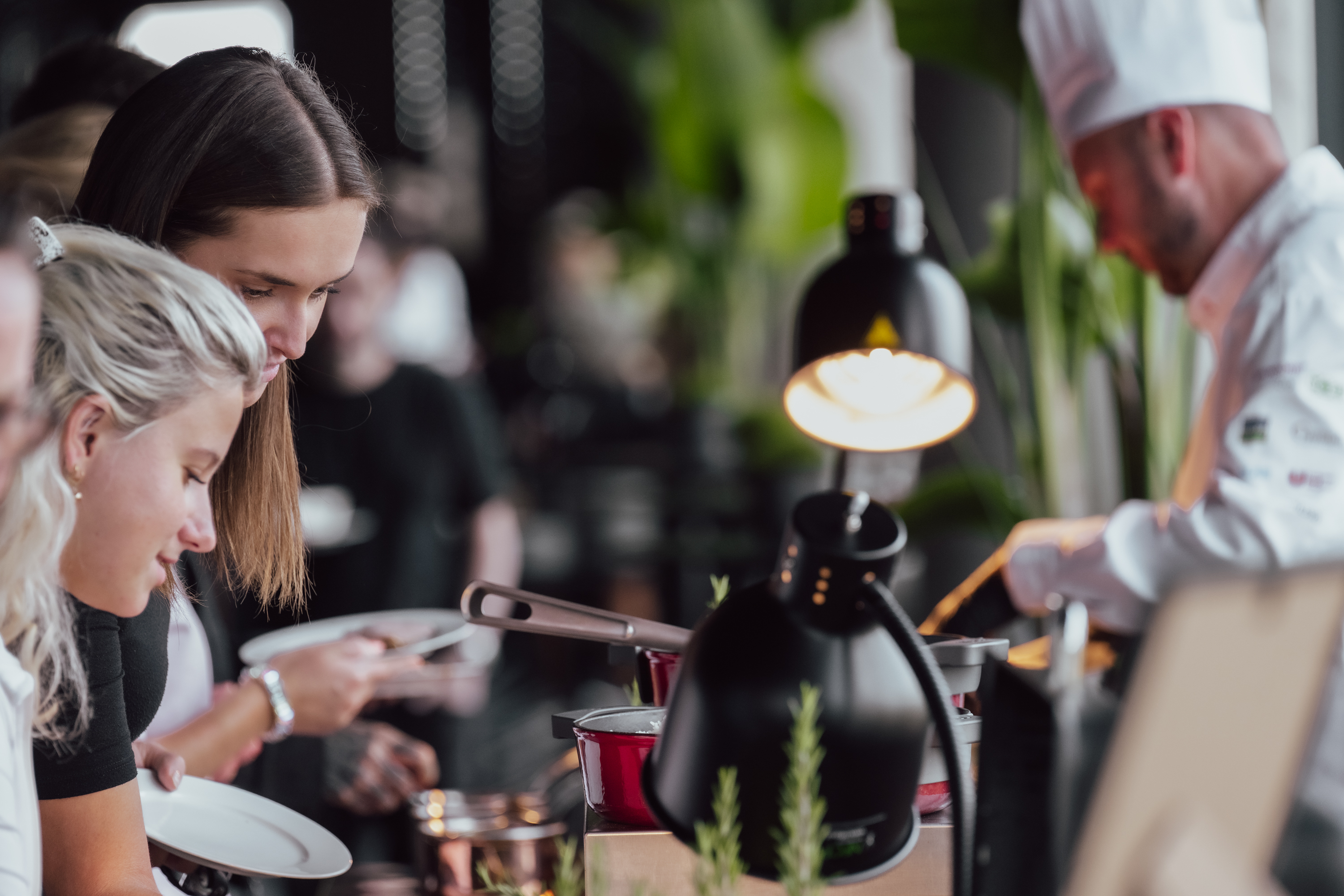 Level9 event prostor, večírek, lidé, catering